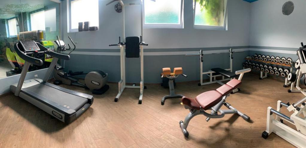 Impero Hotel Beauty & Spa - Bike Hotel Cantello Екстериор снимка
