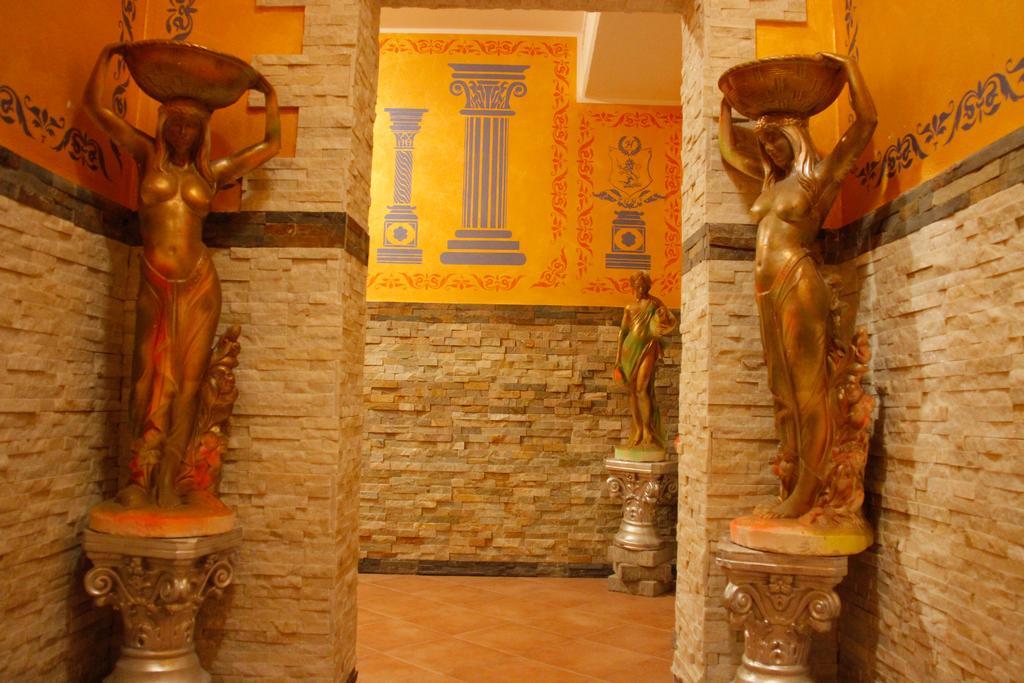 Impero Hotel Beauty & Spa - Bike Hotel Cantello Екстериор снимка