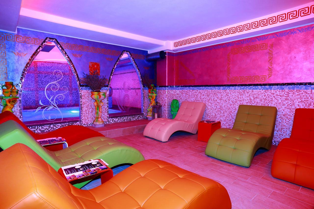 Impero Hotel Beauty & Spa - Bike Hotel Cantello Екстериор снимка